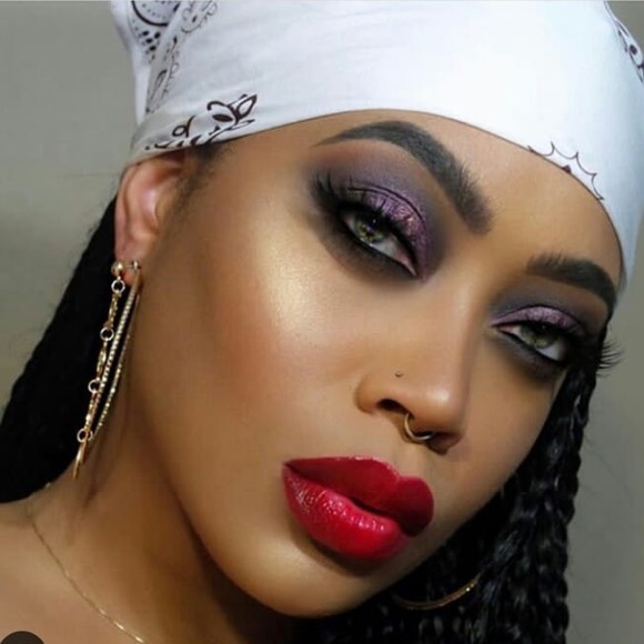 🌟LE🌟MAC x Aaliyah Collection Eyeshadow x 9- Age Ain’t Nothing - Picture 8 of 16